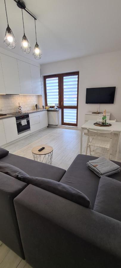44 - Apartamenty Siedlce - Nowy Apartament W Centrum Przy Ul Czerwonego Krzyza المظهر الخارجي الصورة
