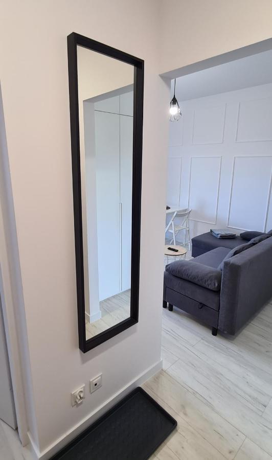 44 - Apartamenty Siedlce - Nowy Apartament W Centrum Przy Ul Czerwonego Krzyza المظهر الخارجي الصورة